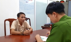 Khởi tố 
