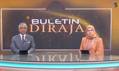 Nhà vua và Hoàng hậu Malaysia gây sốt khi dẫn chương trình truyền hình