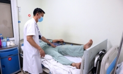 Phẫu thuật thay khớp háng thành công cho người đàn ông nhiễm HIV