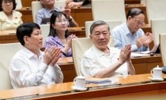 Quốc hội thông qua Nghị quyết về một số cơ chế, chính sách đặc biệt phát triển kinh tế tư nhân