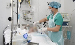 Vụ tạt axit làm 8 người thương vong ở quận 7: Nạn nhân thứ 2 không qua khỏi