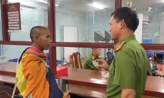 Ông Lê Anh Tú (Thích Minh Tuệ) nhận căn cước công dân