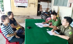 Bất ngờ nhận tiền 