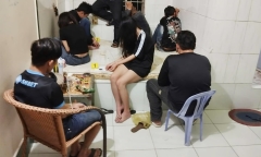 Bắt quả tang 11 