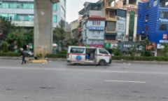 Nghi tự ngã, hai thiếu niên thương vong dưới gầm đường sắt trên cao ở Hà Nội