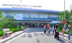 Vì sao nữ hải quan sân bay Cam Ranh bị bắt?