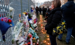 Vụ lật thuyền tị nạn ở Italy: Số người chết tăng lên 63, nhiều nạn nhân là trẻ em