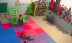 Vụ bé gái 2 tuổi bị bạn học đánh dã man ở Bắc Giang: Sức khoẻ cháu bé giờ ra sao?