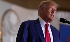 Cựu Tổng thống Mỹ Donald Trump chi lớn để giải quyết rắc rối pháp lý