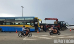 Tin tức tai nạn giao thông mới nhất ngày 3/8: Quảng Ngãi: Tai nạn liên hoàn giữa xe khách, ô tô tải và xe bán tải