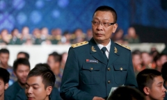 Nhà báo Lại Văn Sâm: Từ thanh niên bán hàng chợ Đồng Xuân tới MC VTV triệu người yêu mến