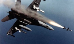 Bắn hạ máy bay Syria: Mỹ -Nga có đối đầu bên 'thùng thuốc súng' ?