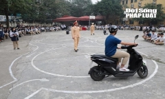 Hà Nội: Tập huấn kỹ năng lái xe an toàn cho 1.600 học sinh THPT Trung Văn