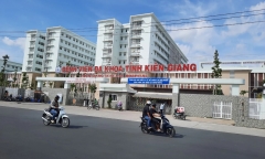Vụ nữ sinh mất hai chân vì xe tải tông: Mạnh thường quân hỗ trợ 200 triệu đồng