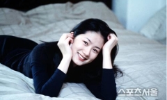 Minh tinh Shim Eun Ha xác nhận trở lại showbiz Hàn sau 22 năm vắng bóng