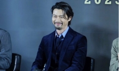 Thái độ Hyun Bin trước tin đồn hẹn hò Son Ye-jin từ