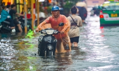 Thời tiết hôm nay ngày 9/10: Hà Nội nắng đẹp, TP.HCM mưa rất to