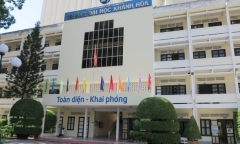 Sử dụng chứng chỉ tiếng Anh giả, một nữ sinh viên sắp ra trường bị buộc thôi học