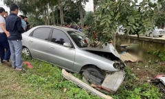 Hiện trường thương tâm vụ ô tô 5 chỗ tông vào xe máy, 2 bà cháu tử vong