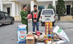 Tin tức pháp luật mới nhất ngày 16/12: Bắt đối tượng sản xuất pháo lậu, thu giữ gần 2 tạ pháo