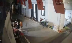 Hai mẹ con bị hành hung giữa đường, nạn nhân mang bầu 7 tuần phải nhập viện cấp cứu ở Hà Nội