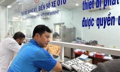 Vì sao phí ra biển ô tô ở một số địa phương tăng lên 20 triệu đồng?