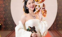 Hoàng Oanh: