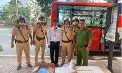 TP.HCM: Bắt giữ 1.700 bao thuốc lá lậu trên xe buýt Phương Trang