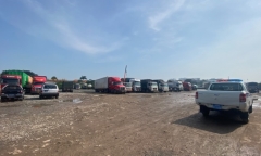Tin thời sự mới nóng nhất 12/11: Cảnh sát bất ngờ kiểm tra bãi xe rộng hơn 10.000 m2 ở TP.HCM