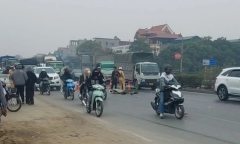Tin tức tai nạn giao thông mới ngày 21/1: Va chạm với xe container, nữ sinh tử vong