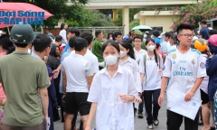 Kỳ thi vào lớp 10 ở Hà Nội: Đề thi Tiếng Anh vừa sức, sĩ tử “thở phào” nhẹ nhõm 