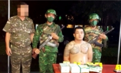 Thanh niên xăm trổ, bơi từ Campuchia về Việt Nam cùng 4kg ma túy