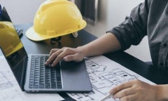 Thẩm quyền gia hạn thực hiện hợp đồng xây dựng