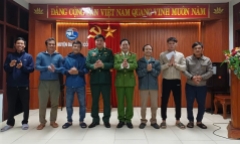 Tin tức thời sự hôm nay (17/1): Cứu người phụ nữ bị sóng cuốn trôi ở đảo Cồn Cỏ