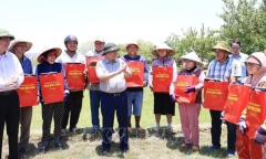 Thủ tướng Phạm Minh Chính kiểm tra, chỉ đạo công tác chống hạn tại Ninh Thuận