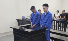 Tuyên án 2 bị cáo cướp 16,5 cây vàng của chủ nhà nghỉ