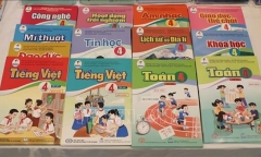  Bộ Chính trị yêu cầu có một bộ sách giáo khoa thống nhất trên toàn quốc