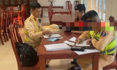 Tài xế uống rượu rồi dừng xe trên cao tốc để ngủ bị tước bằng lái 23 tháng
