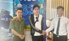 Tin tức thời sự 24h: Trao trả 500 triệu đồng do người dân chuyển khoản nhầm 