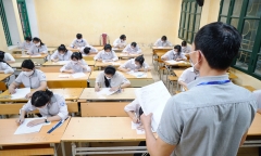 Ngày đầu tiên kỳ thi lớp 10 tại Hà Nội: 5 thí sinh vi phạm quy chế thi