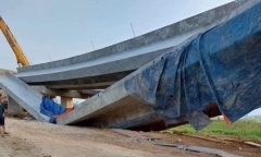 Vụ sập dầm cầu trên cao tốc Bắc - Nam: Thủ tướng yêu cầu kiểm tra chất lượng công trình