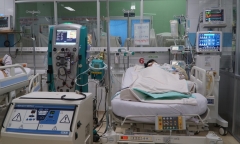 Bệnh nhân sốt xuất huyết phải trả hàng trăm triệu đồng viện phí vì không có BHYT