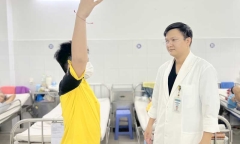 Cứu sống bé trai 10 tuổi bị đột quỵ não bằng thuốc tiêu sợi huyết