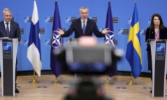 NATO ký nghị định thư, bắt đầu quá trình kết nạp Phần Lan và Thuỵ Điển