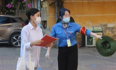 Trường THPT chuyên đầu tiên ở Hà Nội hạ điểm chuẩn, cao nhất 36 điểm 
