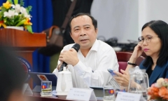 Giám đốc Đại học Quốc gia TP.HCM kiêm Hiệu trưởng Trường ĐH Khoa học sức khỏe