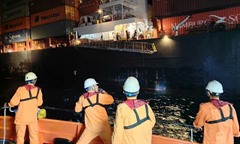 Xuyên đêm cứu nạn khẩn cấp ngư dân bị tai biến trên vùng biển Đà Nẵng