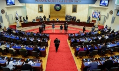 El Salvador ban bố tình trạng khẩn cấp do bạo lực tăng cao