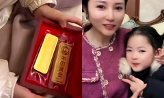 Bé trai mẫu giáo gây “chao đảo” mạng xã hội khi tặng bạn gái cùng lớp 2 thỏi vàng 100g