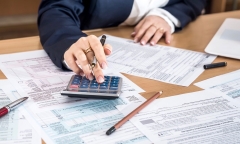 Nộp lại tờ khai thuế theo quý nhưng quá hạn, có bị xử phạt không?